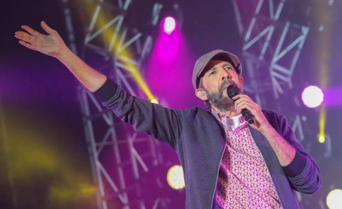 El artista dominicano Juan Luis Guerra cerrará su gira internacional 