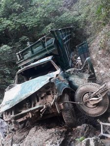 Las autoridades mexicanas hallaron diez cuerpos calcinados dentro de un vehículo abandonado en una carretera del municipio Chilapa Álvarez