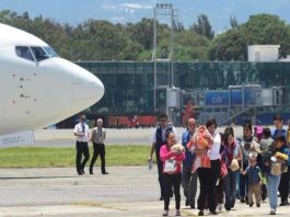 Legisladores latinos protestan por la deportación de mexicanos a Guatemala Desde el pasado 21 de noviembre está en vigor el envío a Guatemala de solicitantes de asilo, quienes han sido hasta ahora principalmente hondureños y salvadoreños, y ahora se ampliará a los mexicanos.