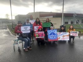 Según han señalado grupos a favor de los migrantes como Community to Community Development, los agentes no se dirigieron al mexicano en español, no se identificaron como oficiales federales y usaron un lenguaje intimidatorio.