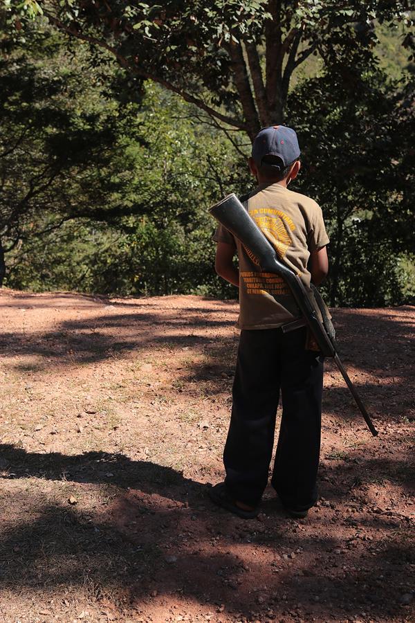 En los &uacute;ltimos d&iacute;as el nombre de la comunidad de Alcozac&aacute;n ha dado la vuelta al mundo luego de que ni&ntilde;os entre 8 y 14 a&ntilde;os fueron presentados a mitad de la semana pasada como polic&iacute;as comunitarios.