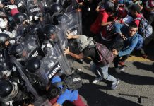 Tras el altercado, elementos de la Guardia Nacional mexicana, la Marina y autoridades migratorias cerraron el acceso del puente fronterizo Rodolfo Robles.