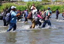 Andrés Manuel López Obrador, defendió este martes que la Guardia Nacional mexicana respetó los derechos humanos de los 402 migrantes que fueron arrestado tras entrar el lunes de forma irregular a México desde Guatemala a través del río Suchiate.