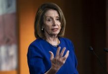 Pelosi anuncia un nuevo proyecto de ley contra el veto migratorio de Trump Precisamente este lunes se cumplen tres años de la aprobación del primer veto migratorio de Trump a algunos países de mayoría musulmana.