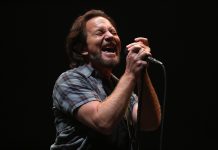 Pearl Jam regresará con un nuevo álbum tras su "Lightning Bolt" de 2013 La banda Pearl Jam, que no lanza un álbum de estudio desde 2013, confirmó hoy que regresará a la música este año con un nuevo disco, "Gigaton"