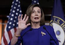 Pelosi mantiene la incógnita sobre entrega de cargos para el juicio a Trump "No estoy reteniéndolos indefinidamente, los enviaré cuando esté lista, y eso probablemente será pronto", dijo Pelosi en una rueda de prensa en el Capitolio.