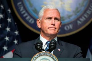 La participación en Florida del vicepresidente Mike Pence en un mitin político de hispanos a favor de la reelección del presidente Donald Trump se encontró también este jueves con boricuas iracundos