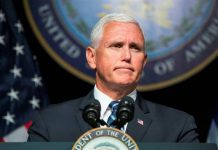 La participación en Florida del vicepresidente Mike Pence en un mitin político de hispanos a favor de la reelección del presidente Donald Trump se encontró también este jueves con boricuas iracundos