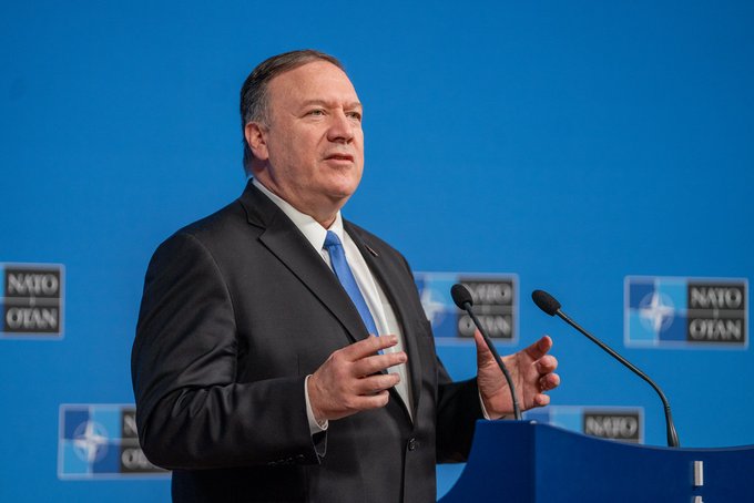 Pompeo planea acudir a una ceremonia religiosa "en honor a los caídos en la región del Donbas", en la que el ejército ucraniano está luchando contra fuerzas prorusas.