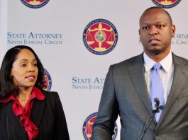 El senador demócrata Randolph Bracy anunció que al celebrarse este año el centenario de "esta horrible tragedia" presentará este martes dos iniciativas legislativas encaminadas a compensar a descendientes de los muertos y heridos de la violencia en Ocoee, en el centro de Florida.
