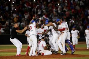 La Serie del Caribe 2020 se le dedicar&aacute; al "Equipo de Ensue&ntilde;o" de Puerto Rico que gan&oacute; de manera invicta la competencia de 1995