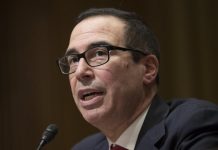 Estados Unidos no descarta gravar un 25 % productos europeos si se aplica tasa digital Steven Mnuchin, no descarta aplicar "represalias arbitrarias", como un arancel del 25 % a la importación de productos europeos como los automóviles