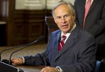 Texas, el primer estado que se niega a acoger refugiados Abbott atribuyó su decisión a las presiones que ha experimentado Texas como resultado de acoger "más refugiados que ningún otro estado" desde 2010 y además lidiar "con problemas de migración desproporcionados".