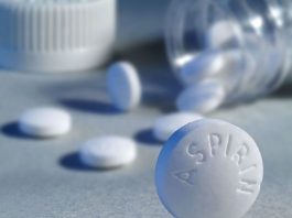 Una aspirina al día podría reducir el crecimiento de los tumores cancerosos Las autoridades recomiendan la administración diaria de una dosis baja de aspirina a las personas mayores de 50 años.