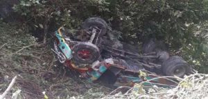 Al menos seis personas murieron y más de 20 resultaron heridas luego de que un autobús cayera a un abismo en una carretera del departamento de Santander, en el noreste de Colombia.