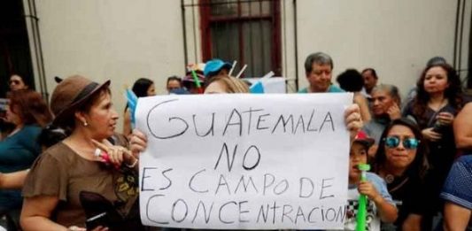 Varias organizaciones proinmigrantes presentaron este miércoles una demanda en Washington contra el acuerdo firmado por el Gobierno del presidente Donald Trump, y Guatemala para mandar al país centroamericano a los solicitantes de asilo