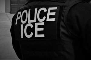 El Servicio de Inmigraci&oacute;n y Control de Aduanas volvi&oacute; a criticar este mi&eacute;rcoles la pol&iacute;tica de "ciudad santuario" de Nueva York al informar del arresto de un mexicano que hab&iacute;a sido dejado en libertad 
