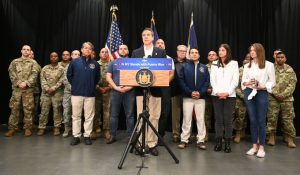 Andrew Cuomo, anunció este miércoles el despliegue de activos adicionales en Puerto Rico para asistir en los esfuerzos de emergencia, luego de evaluar los daños iniciales de los recientes sismos