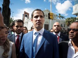 Lenín Moreno, reprochó el "atropello" contra el líder opositor venezolano Juan Guaidó, a las puertas del Parlamento en Caracas