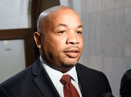 Presidente de la Asamblea Heastie anuncia aprobación para ajustar los requisitos de petición de la papeleta electoral tras la emergencia de Salud Pública Carl Heastie, y el presidente del Comité de Transportes, William Magnarelli, anunciaron que la asamblea aprobó hoy un paquete legislativo para establecer una supervisión crítica en la industria de las limusinas