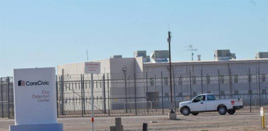 El juicio por las supuestas condiciones inhumanas y de abuso en centros de detención en varias instalaciones de la Patrulla Fronteriza en Arizona comienza este lunes