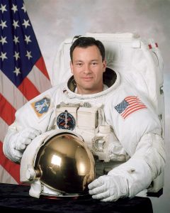 El veterano astronauta espa&ntilde;ol de 61 a&ntilde;os Miguel L&oacute;pez-Alegr&iacute;a ingresar&aacute; en el Sal&oacute;n de la Fama de los Astronautas de la NASA el pr&oacute;ximo 16 de mayo