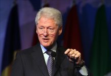 El juicio político que superó en 1999 el entonces presidente de Estados Unidos, Bill Clinton, se ha convertido en un espejo singular para el proceso de destitución de Donald Trump