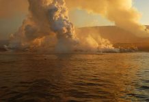 El volcán La Cumbre, ubicado en la isla Fernandina, oeste del archipiélago ecuatoriano de Galápagos, inició una nueva actividad eruptiva