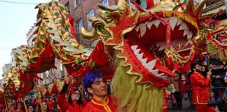 El barrio neoyorquino de Flushing, conocido por albergar una de las mayores comunidades chinas de la ciudad, ha anunciado la cancelación de la festividad del Año Nuevo chino, prevista para este sábado