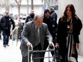 Dos supuestas víctimas de Weinstein testifican sobre agresiones sexuales Dos supuestas víctimas del productor de cine Harvey Weinstein testificaron este miércoles en Nueva York acerca de agresiones sexuales