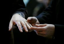 Los obispos y representantes de diversos grupos metodistas anunciaron hoy un plan acordado para dividir la Iglesia Metodista Unida debido, principalmente, a sus divergencias en torno a la homosexualidad