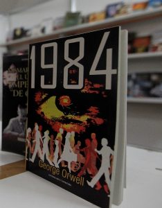 La obra "1984", del escritor británico George Orwell, es la novela más prestada por la Biblioteca pública de la ciudad de Nueva York con 441.770 préstamos desde su publicación en 1949