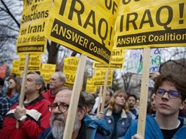 Más de 70 ciudades de EE.UU. se manifiestan contra el ataque de Trump a Irán Miles de personas se echaron este sábado a la calle en 70 ciudades de EE.UU. para pedir la salida de las tropas estadounidenses de Oriente Medio y rechazar el ataque que ordenó el presidente Donald Trump