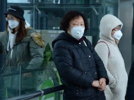 EE.UU. confirma el tercer caso de coronavirus Las autoridades sanitarias confirmaron este domingo el tercer caso de coronavirus en Estados Unidos, en esta ocasión en el sur de California