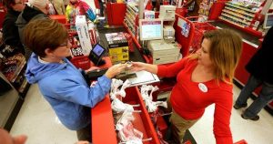 Las autoridades de Nueva York aprobaron este jueves una norma que obligar&aacute; a todos los establecimientos de la ciudad a aceptar pagos en met&aacute;lico, un nuevo golpe a la moda de los negocios "cashless" (sin efectivo).