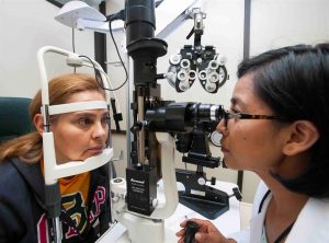 Un 63,8 % de la población joven de México, unos 30,6 millones, padece ojo seco, mientras que a nivel mundial, la prevalencia de esta afección ocular es de hasta 70 % en jóvenes y adultos