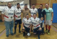 El quinteto Arta Demencia se encuentra en plena pelea buscando un cupo para la Liguilla categoria Master 40+ en la HONDUCOL Liga de Indoor y FutSal, que desarrolla el campeonato en el Bronx. (Foto: Buki Chapin)