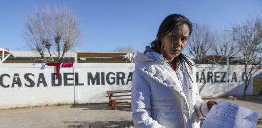 Abogadas y activistas afirman que la participación del Gobierno de México en el programa que ha enviado en un año 60.000 migrantes a la frontera a espera de asilo es una mezcla de complicidad, negligencia e indiferencia.