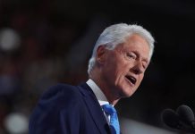El expresidente Bill Clinton prefirió este lunes no apoyar a ninguno de los candidatos para las primarias del Partido Demócrata en declaraciones a medios locales de la isla