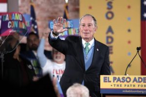 La campaña presidencial de Michael Bloomberg va a doblar su gasto en publicidad tras los problemas de los demócratas para ofrecer los resultados de los caucus de Iowa