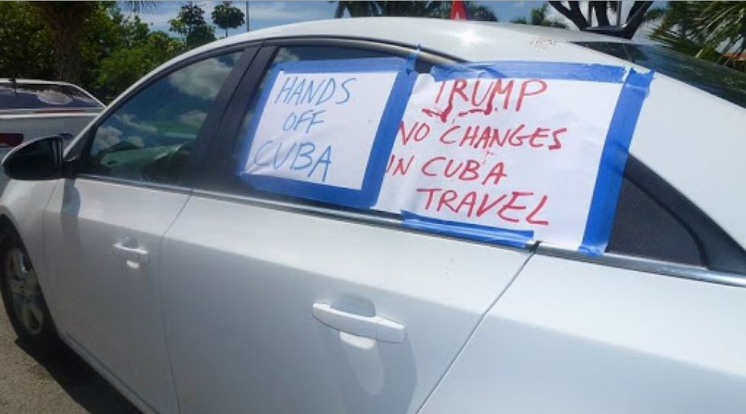 El objetivo de la caravana, que bajo el lema "Nada ni nadie contra la familia cubana" pasará por la famosa Calle Ocho, punto neurálgico de reunión del exilio cubano anticastrista.