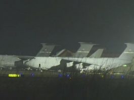 Dos aviones con 350 evacuados de China llegan a California para cuarentena Dos aviones con cerca de 350 estadounidenses evacuados de la ciudad de Wuhan