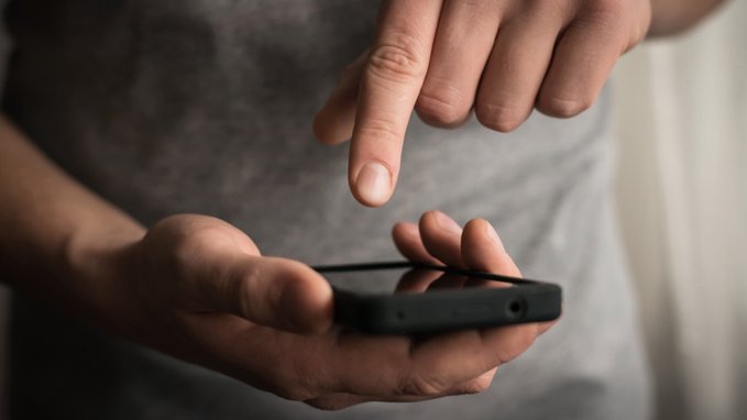 El pasado septiembre, la CBP pagó más de un millón de dólares por licencias de software para tener acceso a este tipo de datos de localización procedentes de celulares.