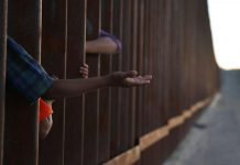 Los miles migrantes esperan que con las elecciones haya un cambio de políticas que les favorezca.