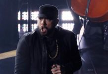 Eminem se subió hoy al escenario de los Óscar para dar una actuación sorpresa en la gran gala del cine con su canción "Lose Yourself", de la película "8 Mile" (2002).