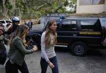 Autoridades allanan la vivienda del tío de Guaidó en Caracas Un grupo de agentes de la Dirección General de Contrainteligencia Militar allanó este jueves la vivienda de Juan José Márquez, quien está detenido desde el día 11 y es tío del líder opositor Juan Guaidó