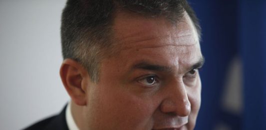 La audiencia de este viernes se celebró después de que la sesión del jueves para la fianza concluyera sin una decisión del juez Levy, que pidió más información a la defensa.