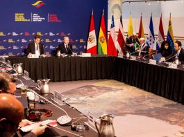 El Grupo de Lima busca en Ottawa apoyo para nuevas elecciones en Venezuela Los ministros de Asuntos Exteriores del Grupo de Lima iniciaron este jueves en Ottawa una reunión para presionar para la celebración de elecciones presidenciales y parlamentarias "libres y justas" en Venezuela