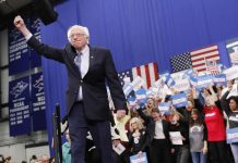 Importante grupo latino respalda a Sanders en vísperas de caucus de Nevada La organización latina Mijente dio a conocer este martes su apoyo al senador Bernie Sanders de cara a las primarias del Partido Demócrata y a cuatro días de que se celebren los caucus de Nevada
