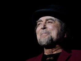Joaquín Sabina, sobre la gente que apoyó a Trump y Milei: "¡Que se jodan por votarlos!" Joaquín Sabina ha abandonado la Unidad de Cuidados Intensivos del Hospital Rúber Internacional de Madrid, donde prosigue su recuperación tras la grave caída